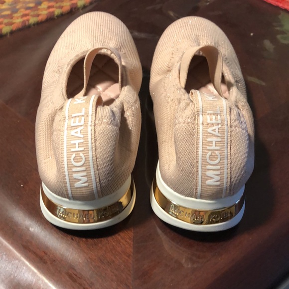 New - Picture 3 of 3